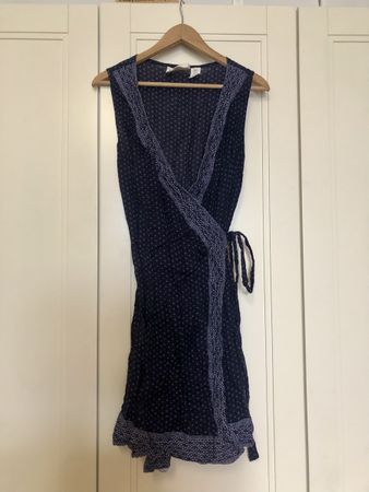 Leichtes Wickelkleid von H&M Gr. 40