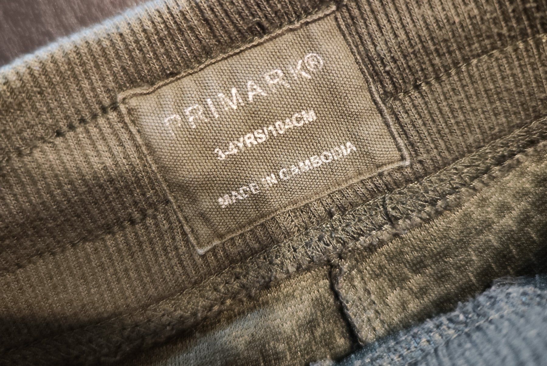 Primark Pantaloni: Trainerhose gr. 104 – Usato da Reinach BL venduto da chilller92 1