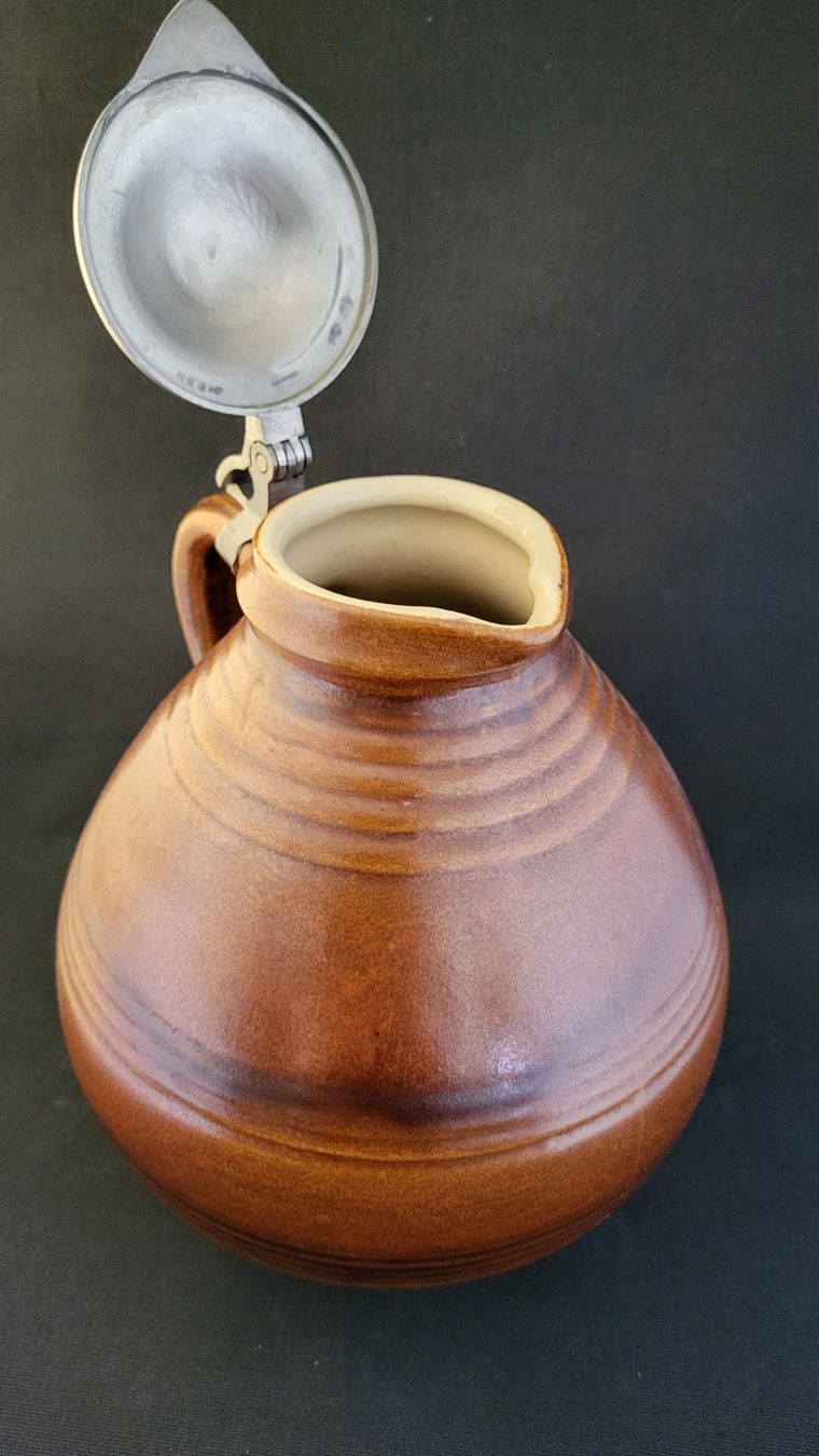 Caraffe: Vintage Keramik-Krug – Usato da Basel venduto da spinne02 2