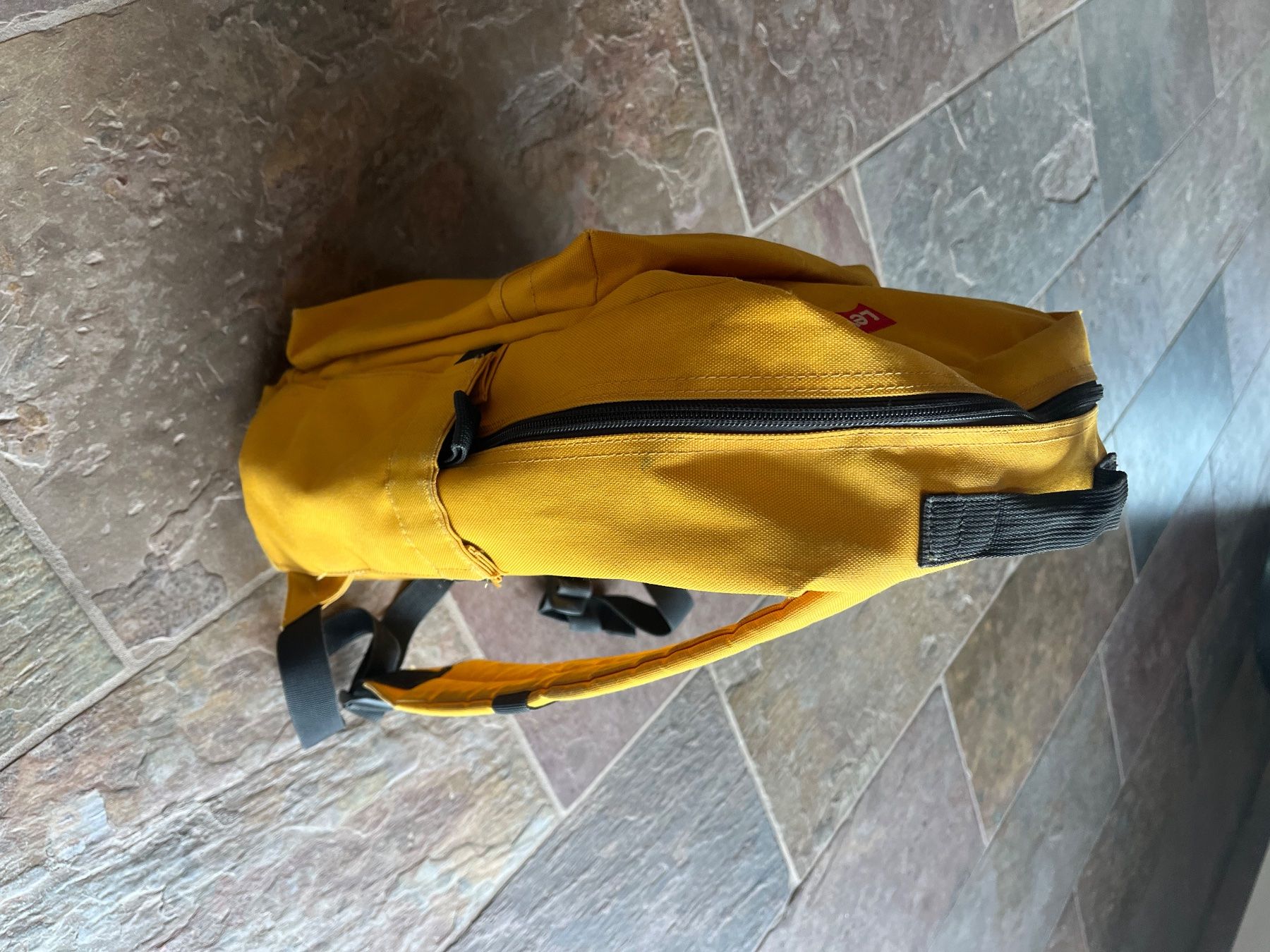 Levi's Sacs à dos: Rucksack Levi's – D'occasion à Detligen par laurinschnyder 1