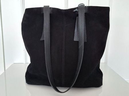 Sac cabas KIOMI en cuir de vache effet daim noir