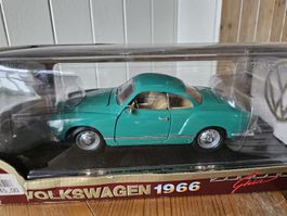 66'VW Karmann Ghia 1:18