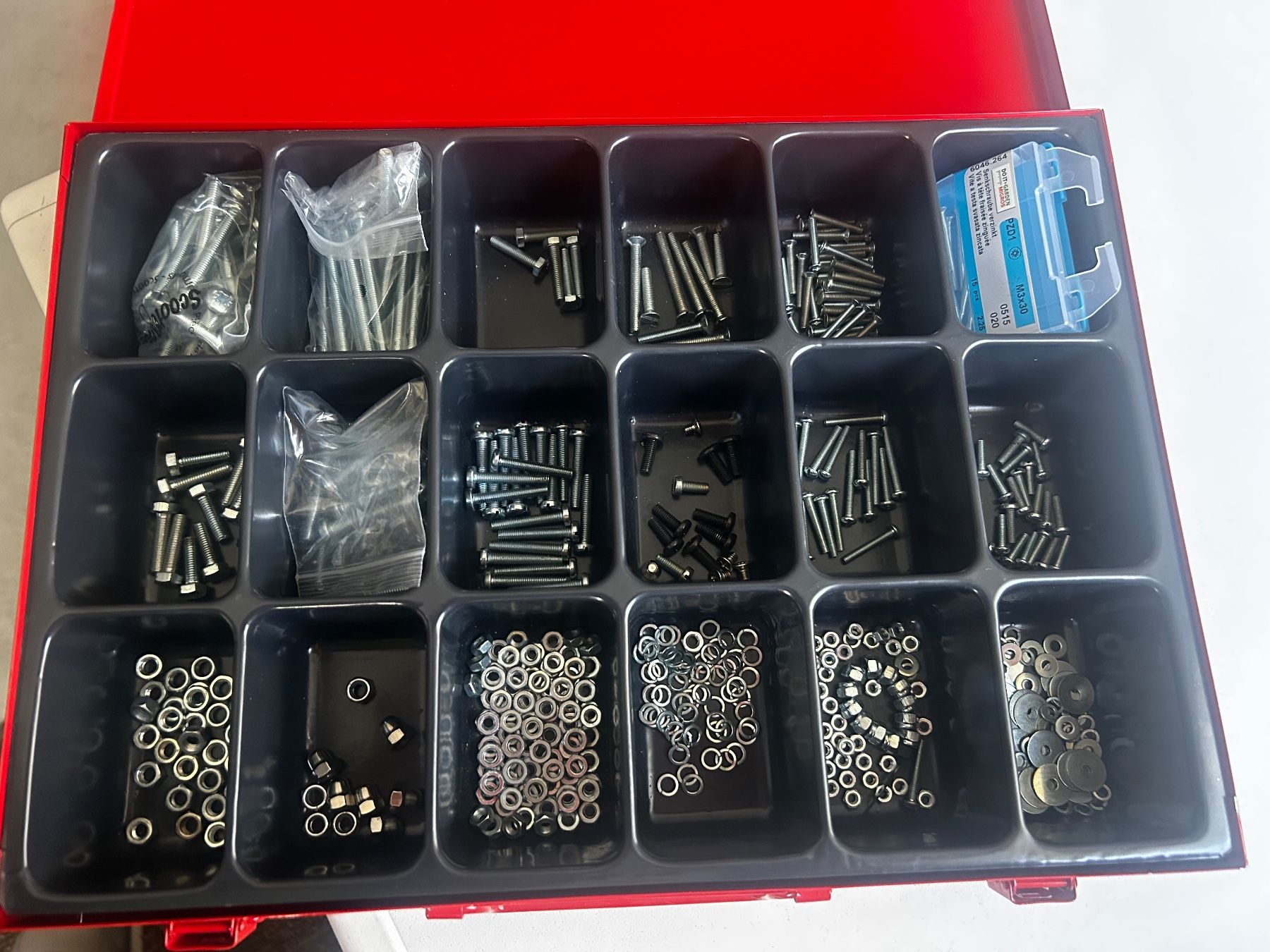 Tous les outils: Schraubenboxen – Neuf (Voir description) à Grosshöchstetten par Frabz 2