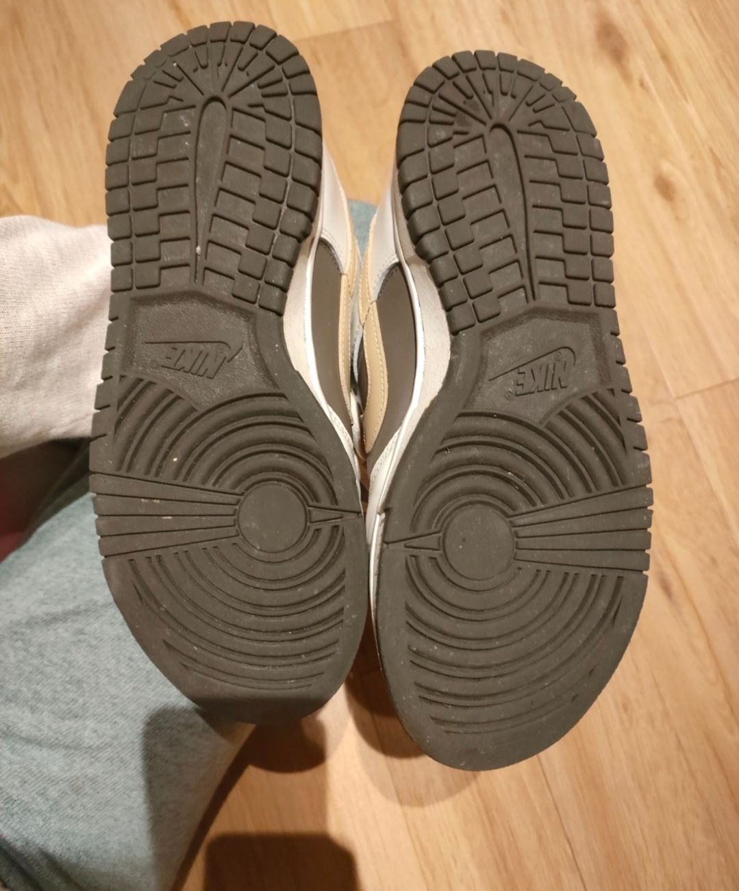 Nike Herrenschuhe: Originale Nike dunk low Schuhe in Grösse 38 – Gebraucht aus Wil SG von Peachy 3