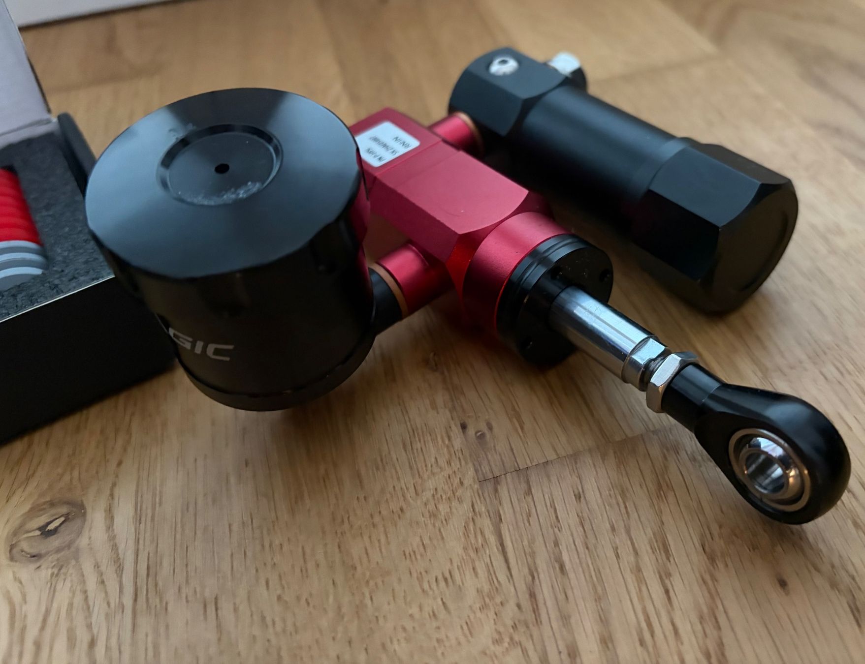 Simagic Controller: Simagic Hydraulic Mod P-HYSi – Nuovo (secondo la descrizione) da Luzern venduto da swisstec2 2