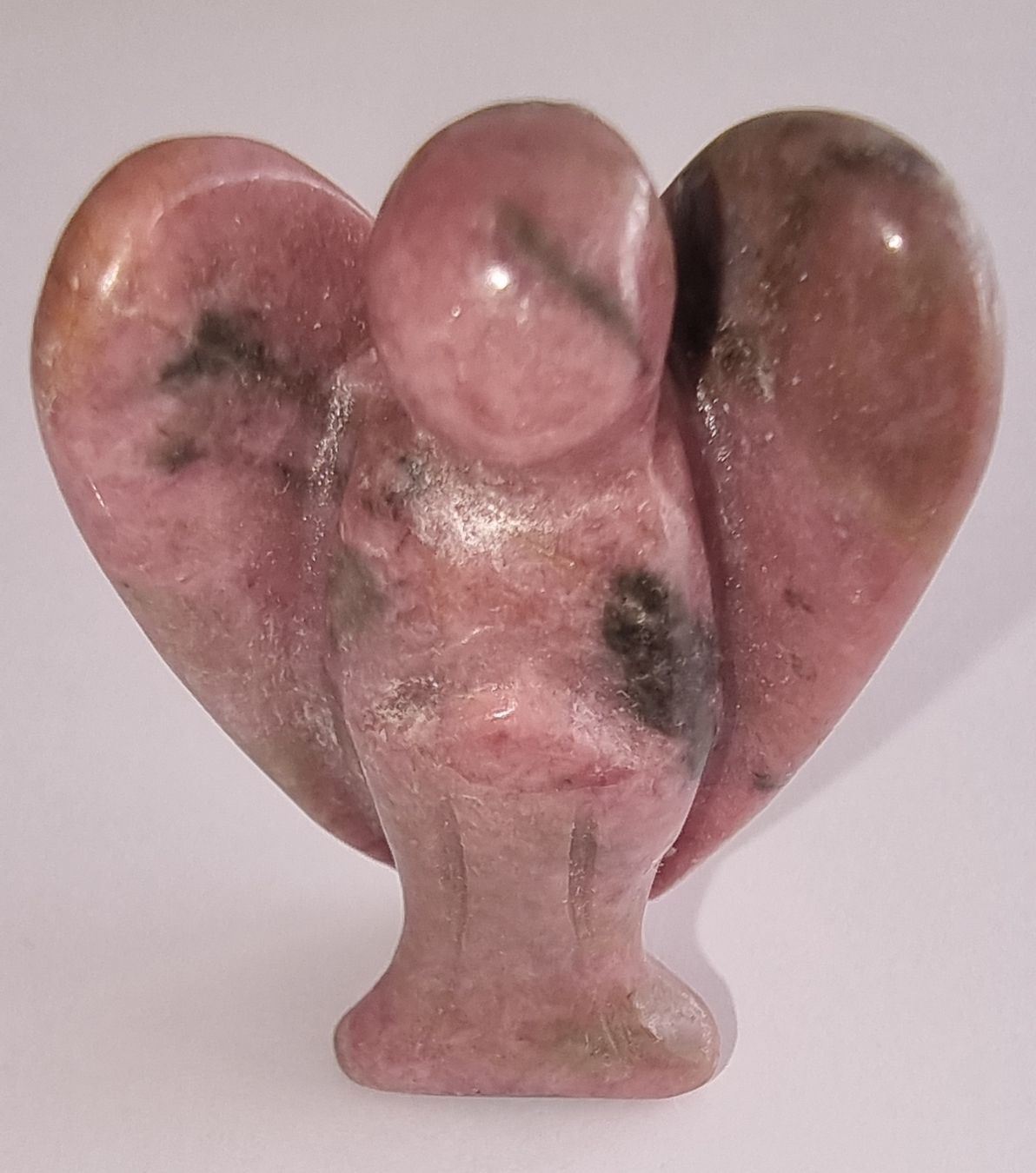 Statuette: Rhodonit Engel Statue / Figur – Nuovo e nell'imballaggio originale da Menziken venduto da Mirager