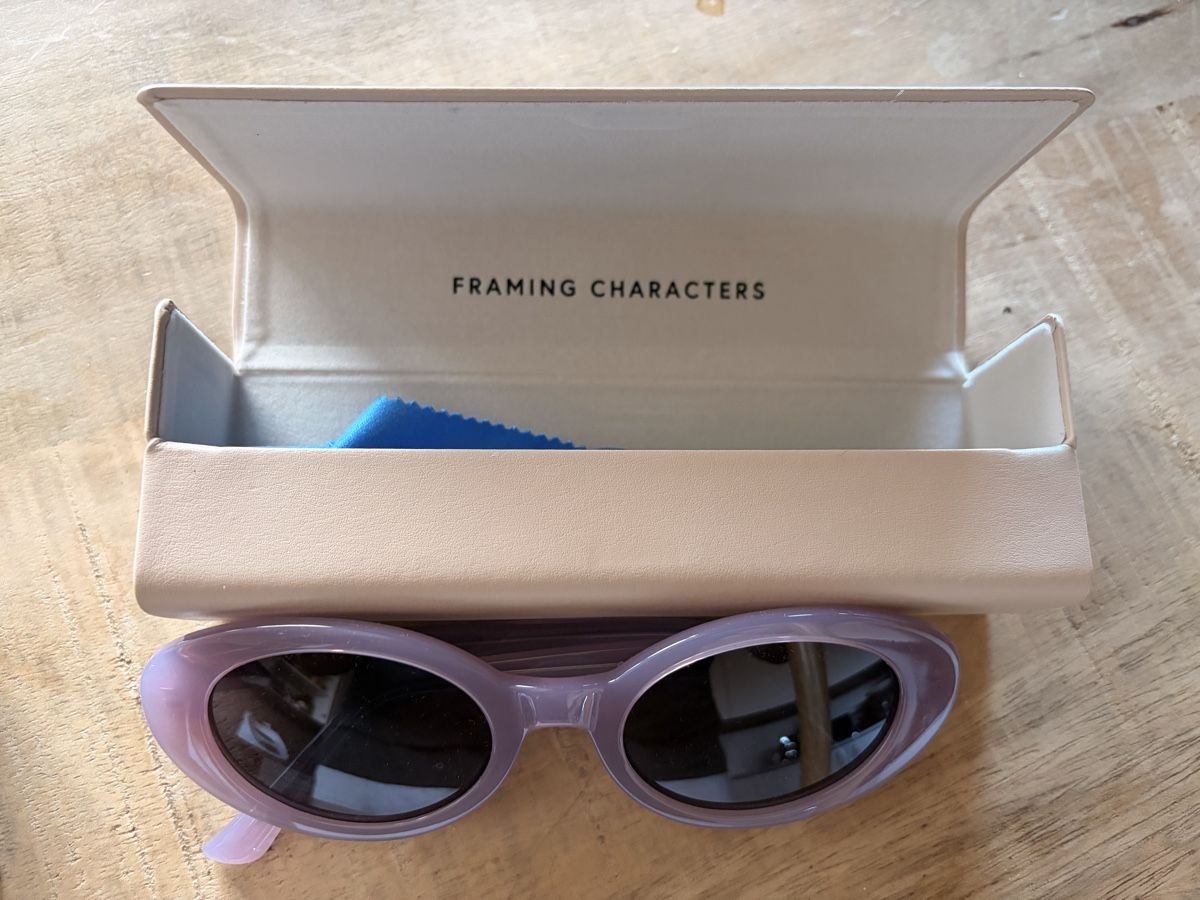Brillen & Gläser: Lunettes de soleil Framing Characters – Gebraucht aus Crans VS von yor_n5h8