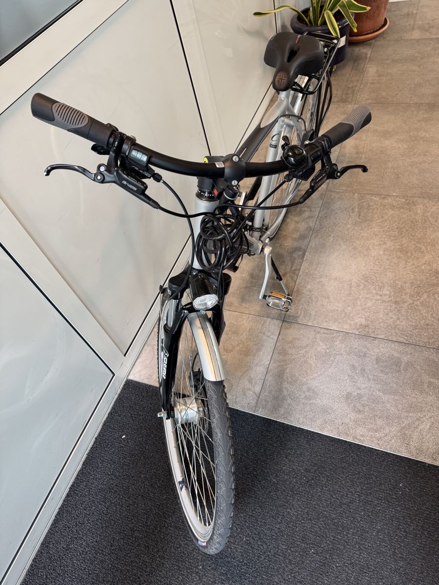 Vélos: City bicycle  – D'occasion à Genève par che_v9mq 2