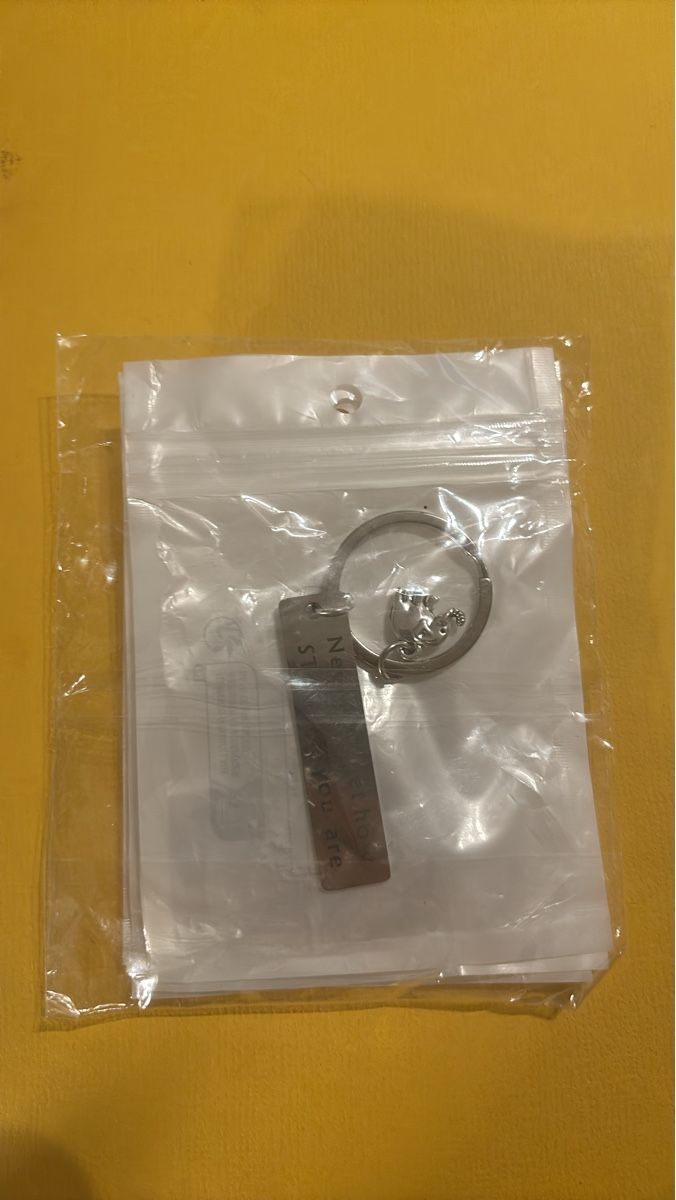 Portachiavi: Cute Elephant Keychain Gift (multiple available) – Nuovo e nell'imballaggio originale da Luzern venduto da mon_6rzf 5