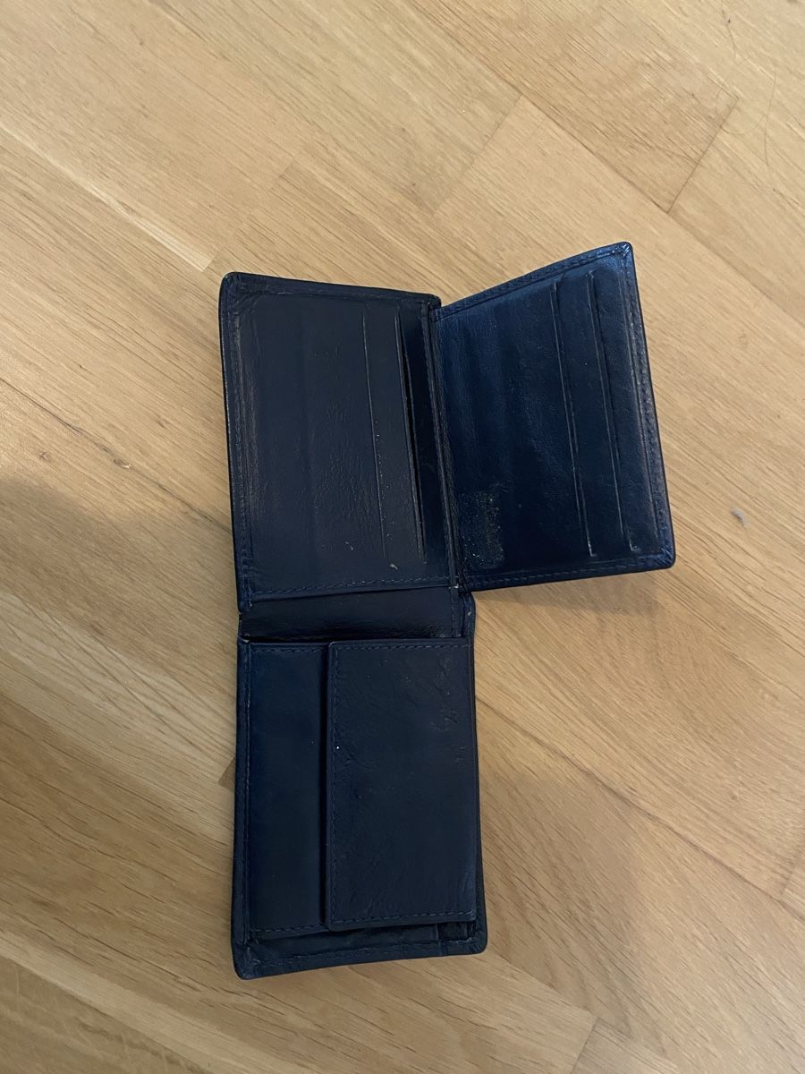 Brieftaschen: Leader wallet – Gebraucht aus Dietikon von Tdaf33 1