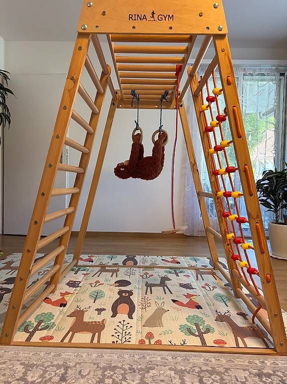 Pareti & prese d'arrampicata: RINAGYM Indoor Spielplatz aus Holz – Usato da Effretikon venduto da put_vf27 1