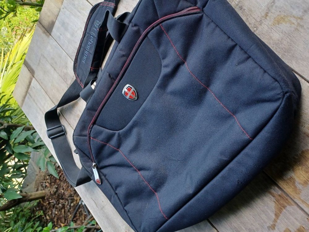 Tasche für Laptop - Ellehammer Brand | Kaufen auf Ricardo