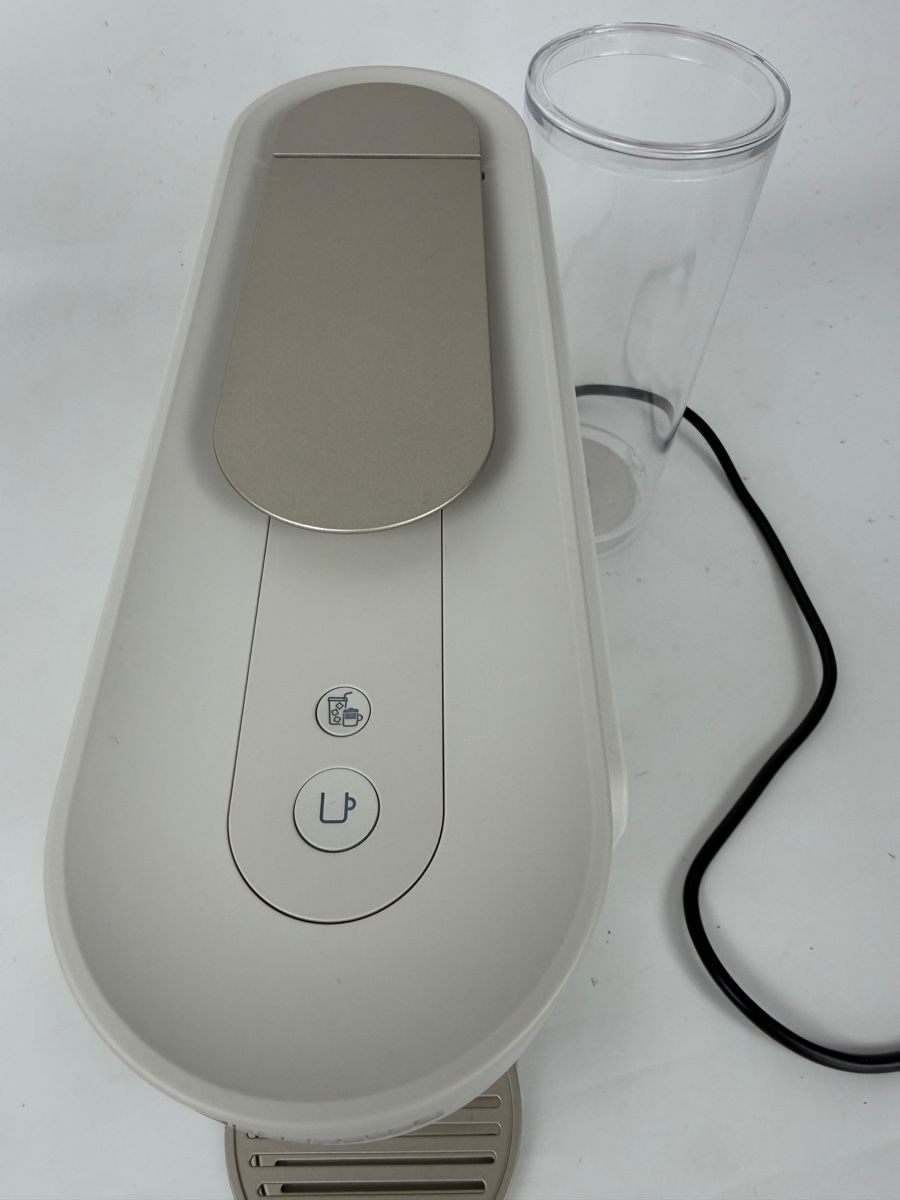 Nespresso Kaffeemaschinen & Espressomaschinen: NESPRESSO KAPSELKAFFEEMASCHINE – Gebraucht aus Rothenburg von c887 3
