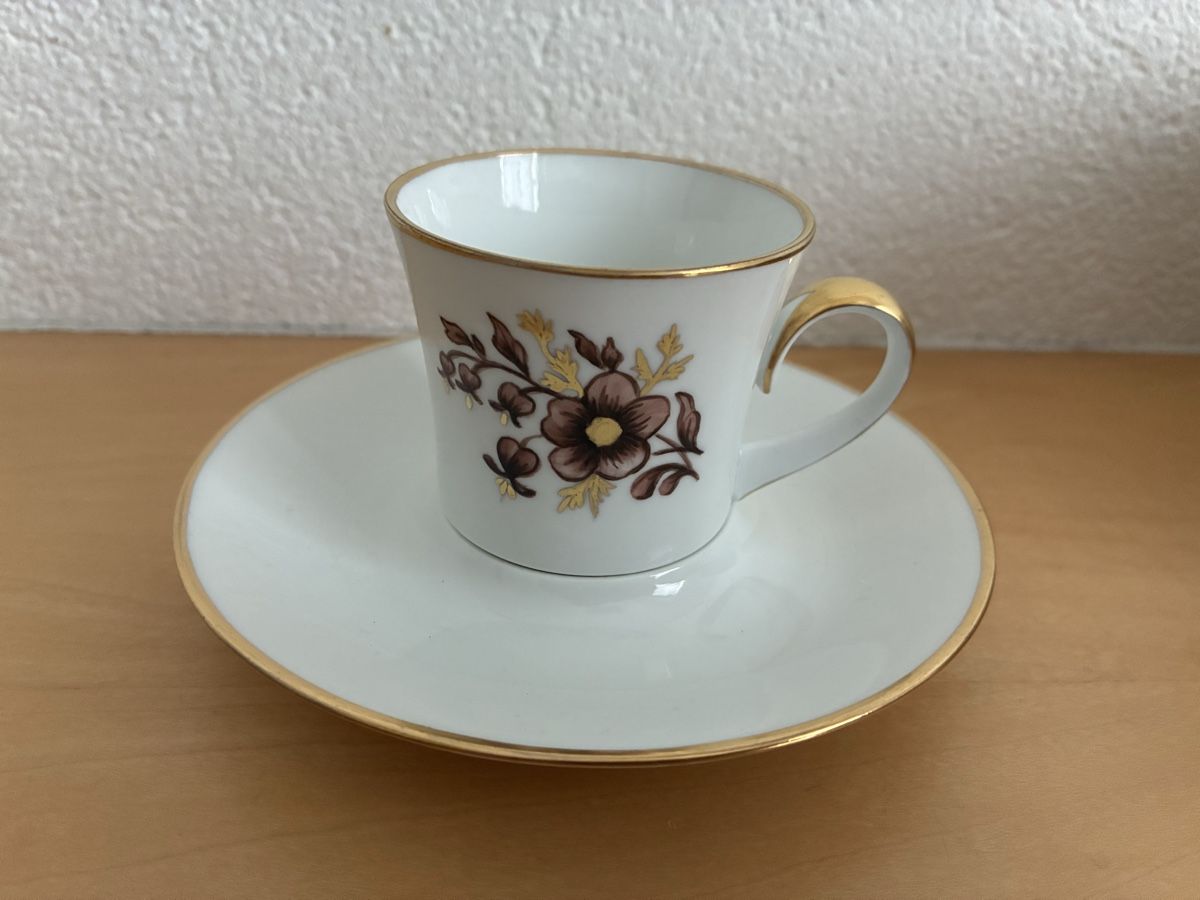 Set di piatti: Kaffeeservice mit Espressotassen – Usato da Deitingen venduto da behade 3