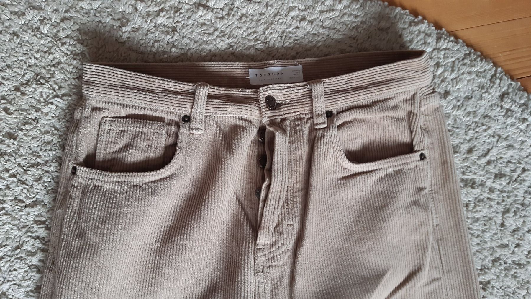 Topshop Pantaloni: Cordhose Topshop – Usato da Engelberg venduto da ollinseaotter 1