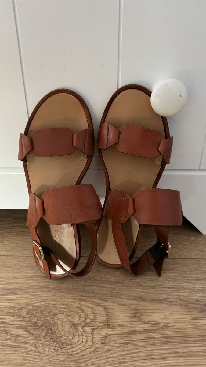 Santoni Damenschuhe: Santoni Ledersandalen – Gebraucht aus Schaffhausen von R_Muzh 1