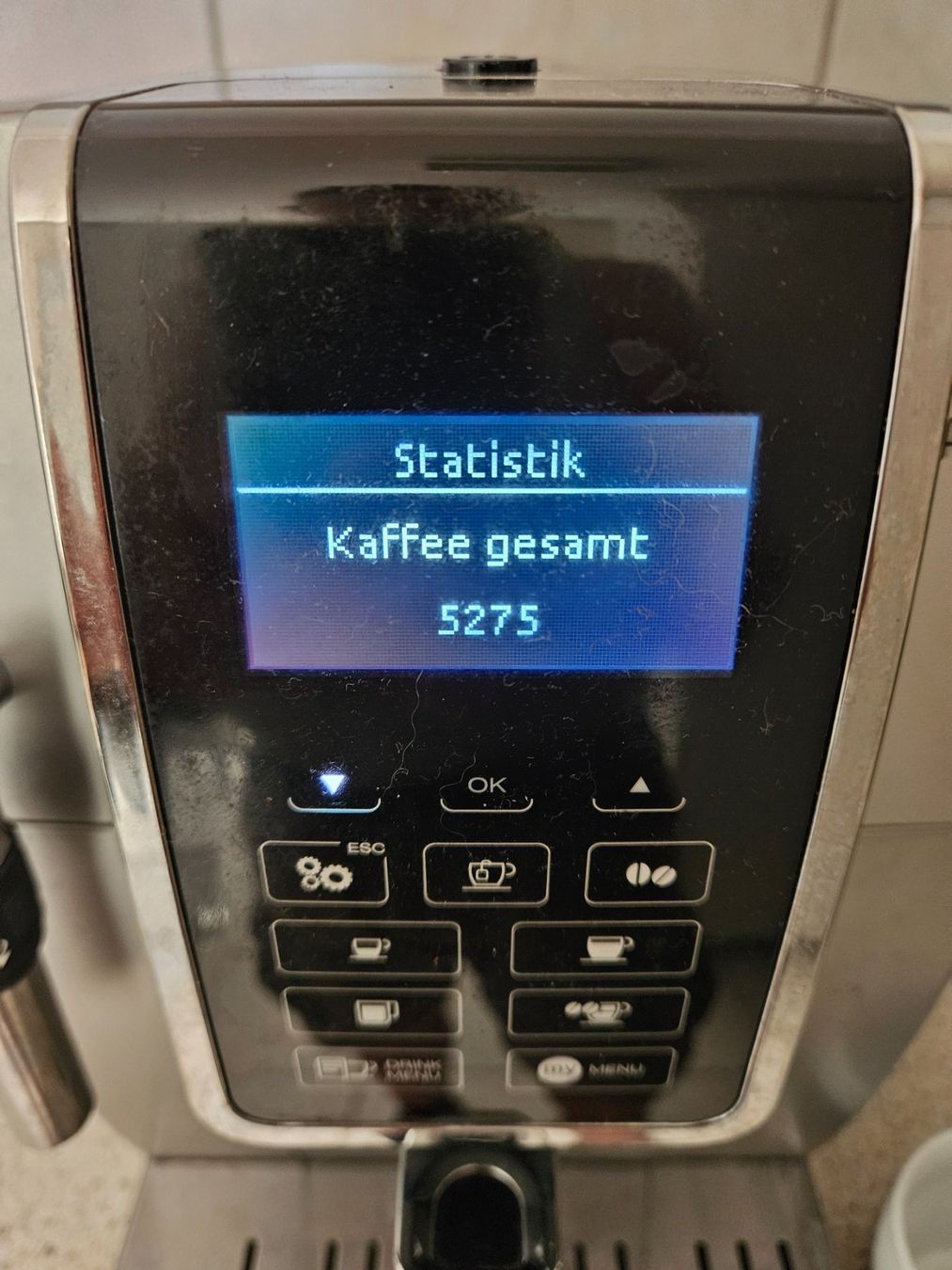 De'Longhi Macchine per caffè & Macchine per espresso: DeLonghi ECAM350.35.SB – Usato da Zürich venduto da mimi_zh 9