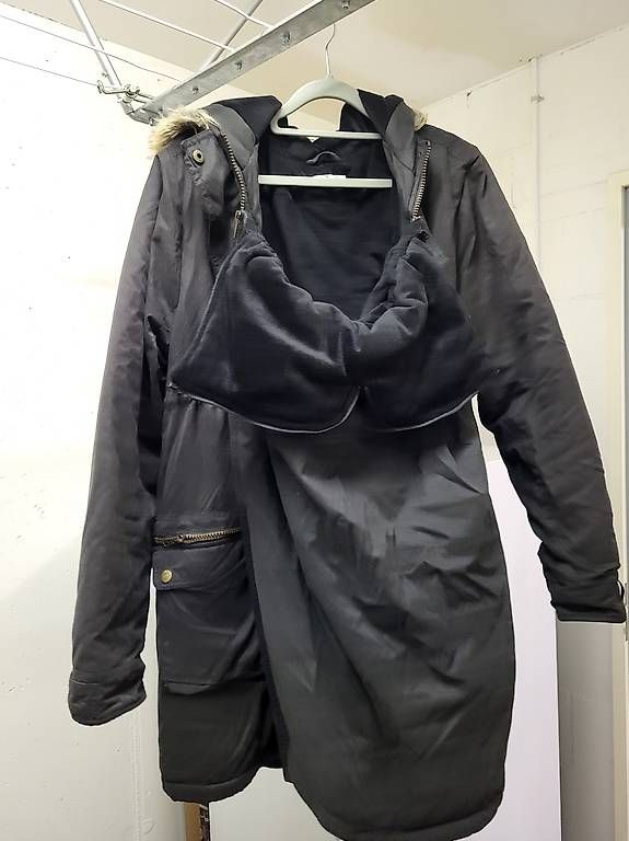 Giacche: Winterumstands- und Tragejacke – Usato da Möriken AG venduto da Summertime93