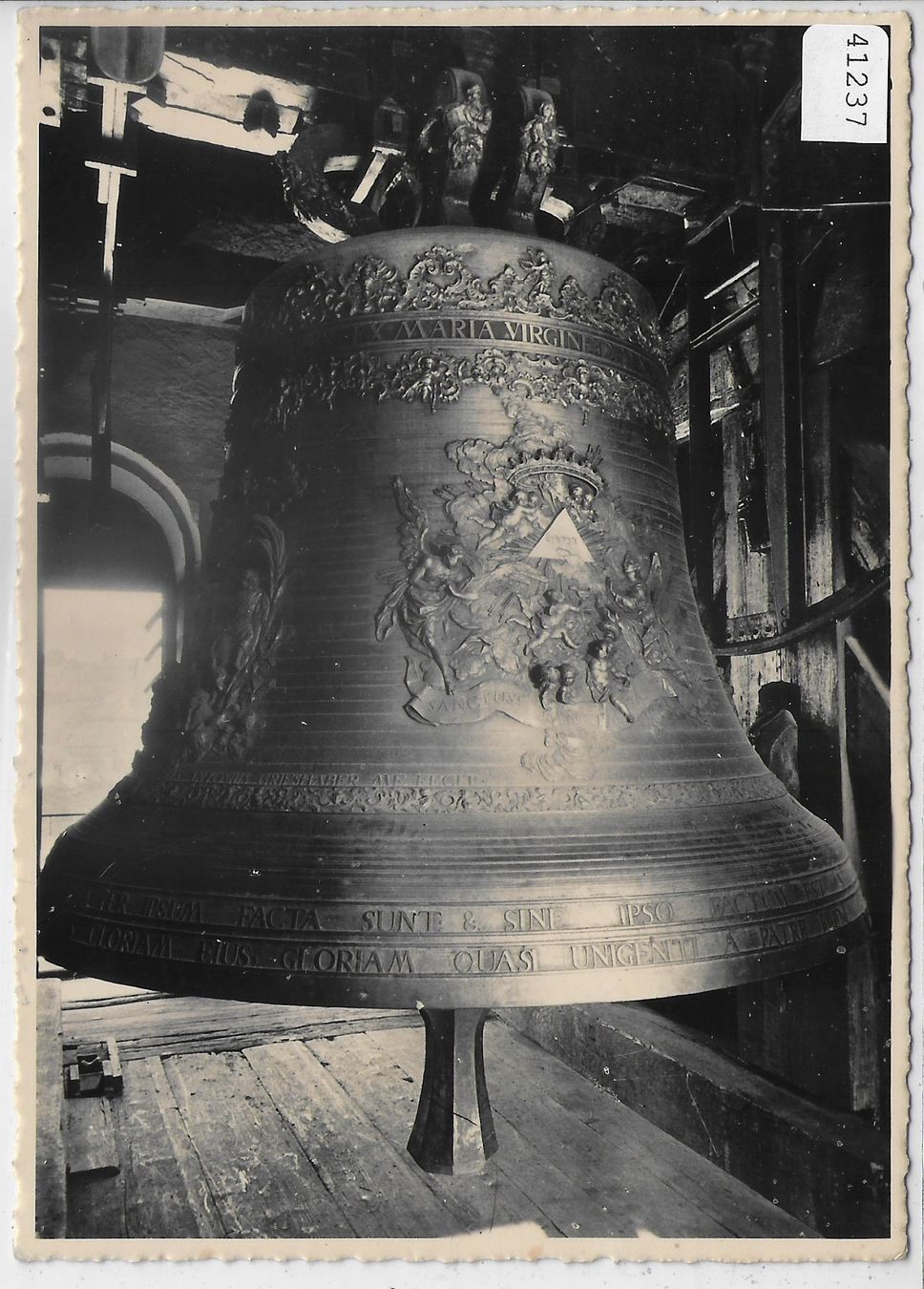 Ansichtskarten: Herisau - Grosse Glocke in der evang. Kirche – Gebraucht aus Ettingen von Kartenplanet