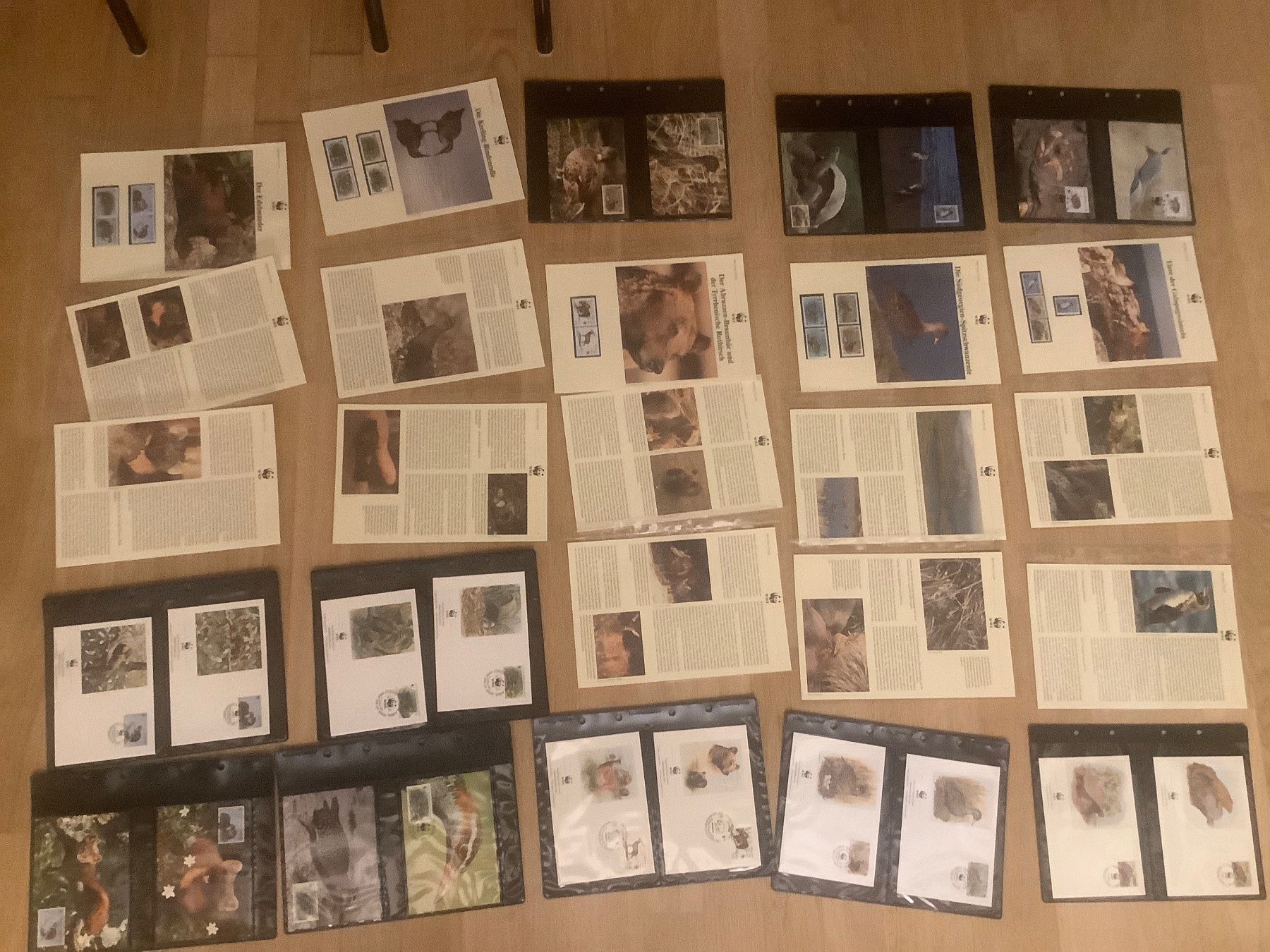 WWF Alben: 2 WWF Briefmarken Alben mit Dokumenten – Gebraucht aus St. Gallen von herbrig2 3