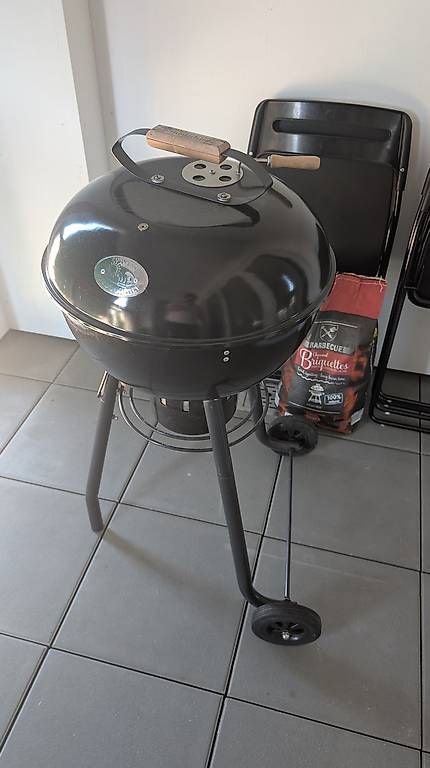 Outdoorchef Grils: Holzkohlengrill Outdoorchef – D'occasion à Winterthur par Tdrummer
