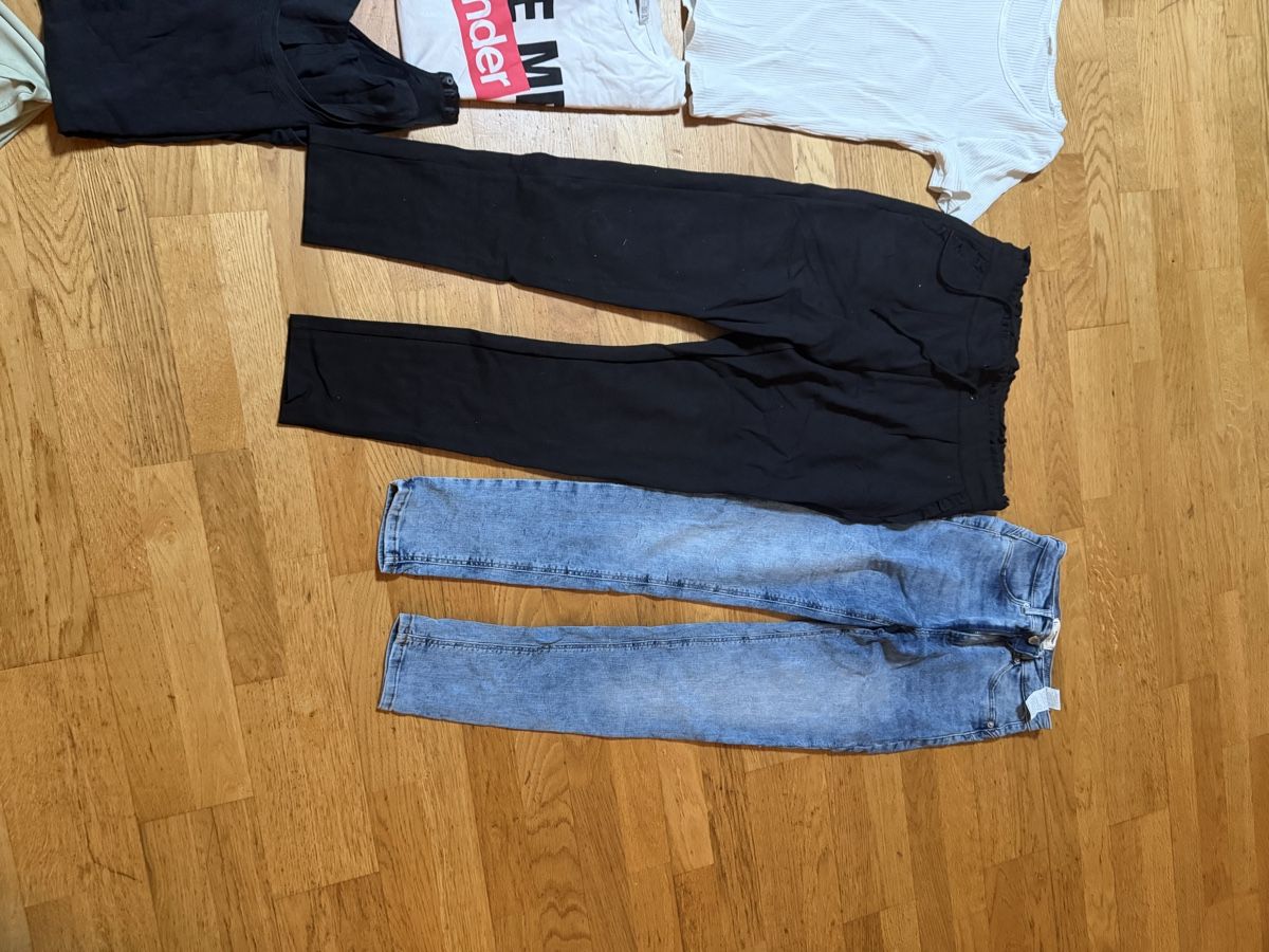 Lotti di vestiti: Damen Kleiderpaket mit elegante Kleider  – Usato da Ittigen venduto da Poke-girl 3