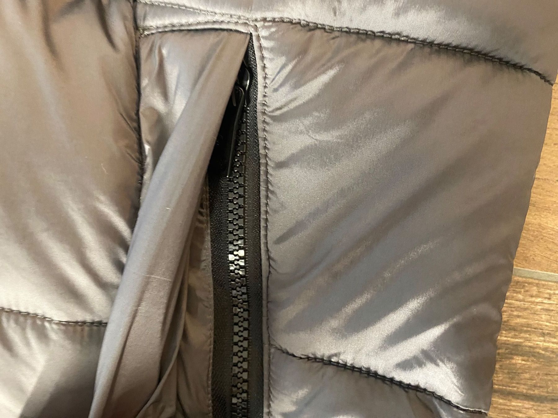 Gilets & Westen: Mona Lisa Gilet Steppweste Gr. 48/50-52 – Gebraucht aus Arlesheim von san_w9vr 8