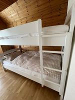 Hübsches  Etagenbett in Weiss 