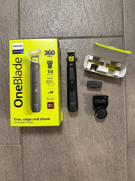 Philips Rasoi & Lamette da barba: Philips OneBlade Pro 360 Face + Body - 1x gebraucht – Nuovo (secondo la descrizione) da Oberentfelden venduto da a-l-e-x 1