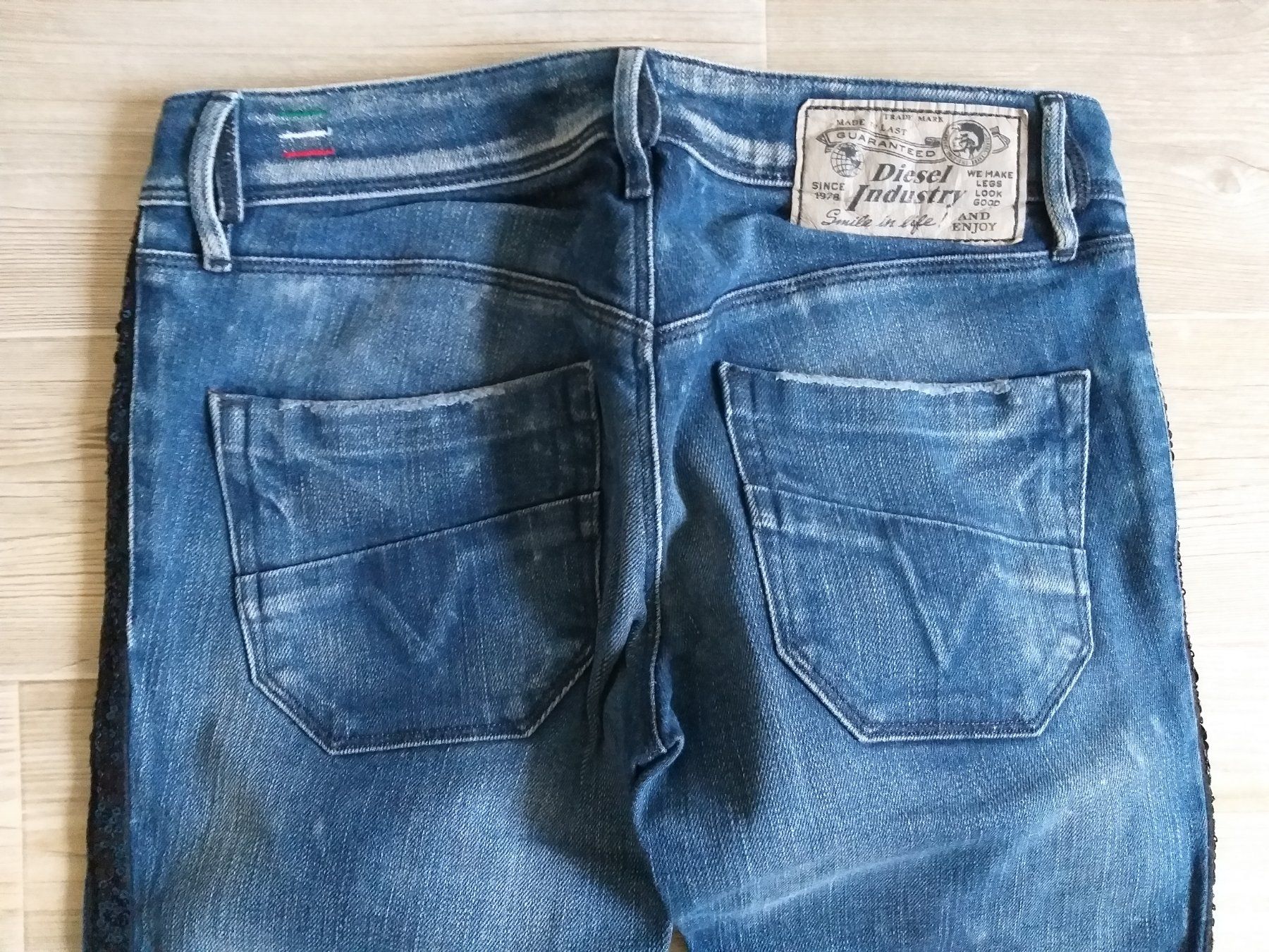 Diesel Jeans: DIESEL Jeans "NEVY" taille W25 L32 – Usato da Cossonay-ville venduto da Super-Price-Quality 6