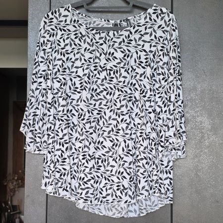 🐸 BLUSE S TUNIKA FLORALES MUSTER TROMPETENÄRMEL VISKOSE