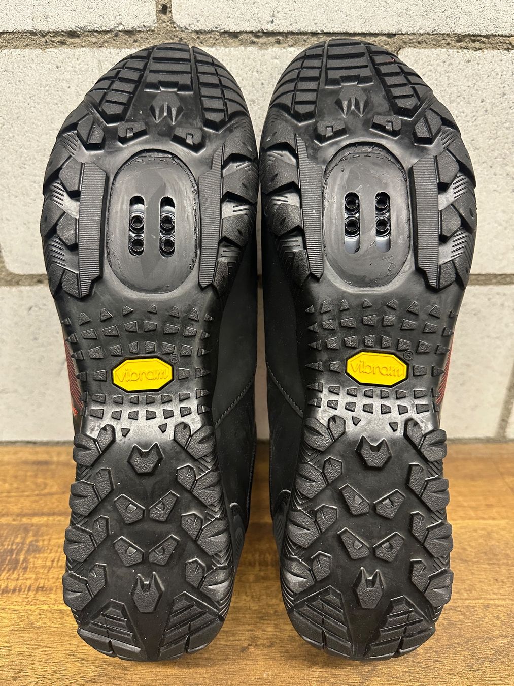 Specialized Herrenschuhe: Specialized Rime Expert MTB Schuh Gr. 46 – Neu und originalverpackt aus Wetzikon ZH von  3