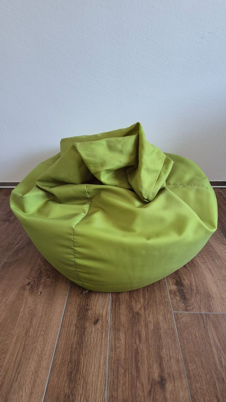 Kissen: Sitzsack grün – Gebraucht aus Fällanden von has_8zdw 1