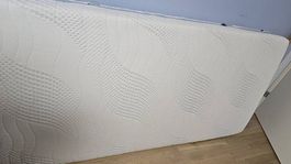 Matratze wie neu 200 x 100 