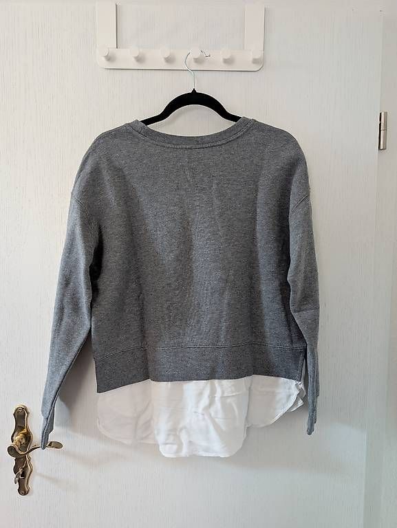 Maglioni & Felpe: Graues Sweatshirt – Usato da Erschwil venduto da andora00
