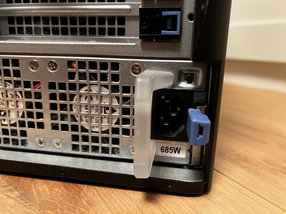 PC: Dell T5810 Precision PC 128GB Win 10 Pro – Usato da Wabern venduto da mari_del 1