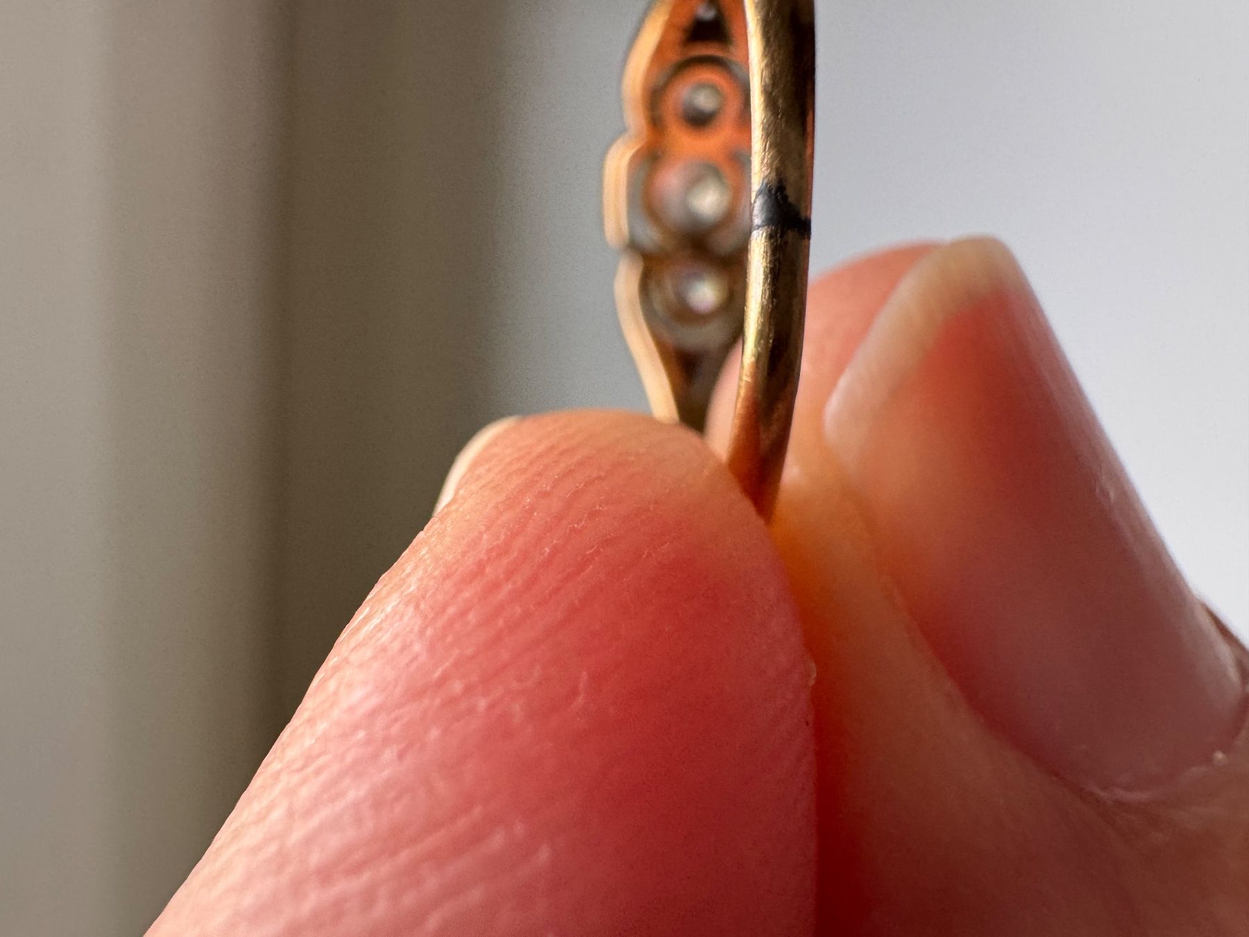 Anelli: Antiker Goldring mit 3 Diamanten – Usato da Zürich venduto da nad_8tc8 7
