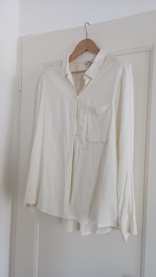 C&A Camicette: Beige Bluse Grösse 48. Marke: C&A – Usato da Zürich venduto da Mitzi6