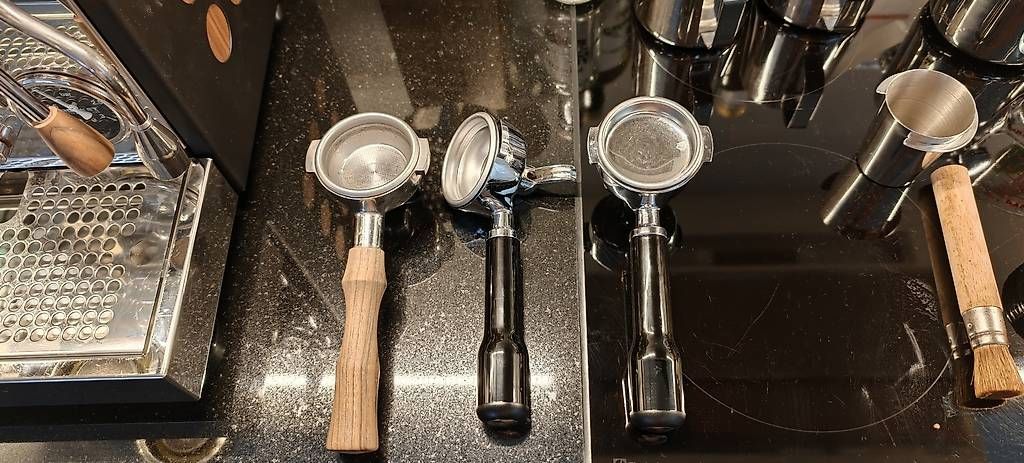 Rocket Macchine per caffè & Macchine per espresso: Rocket Espresso Appartamento 2022  Custom Wood Edition – Usato da Erlinsbach venduto da Haemmiker 3