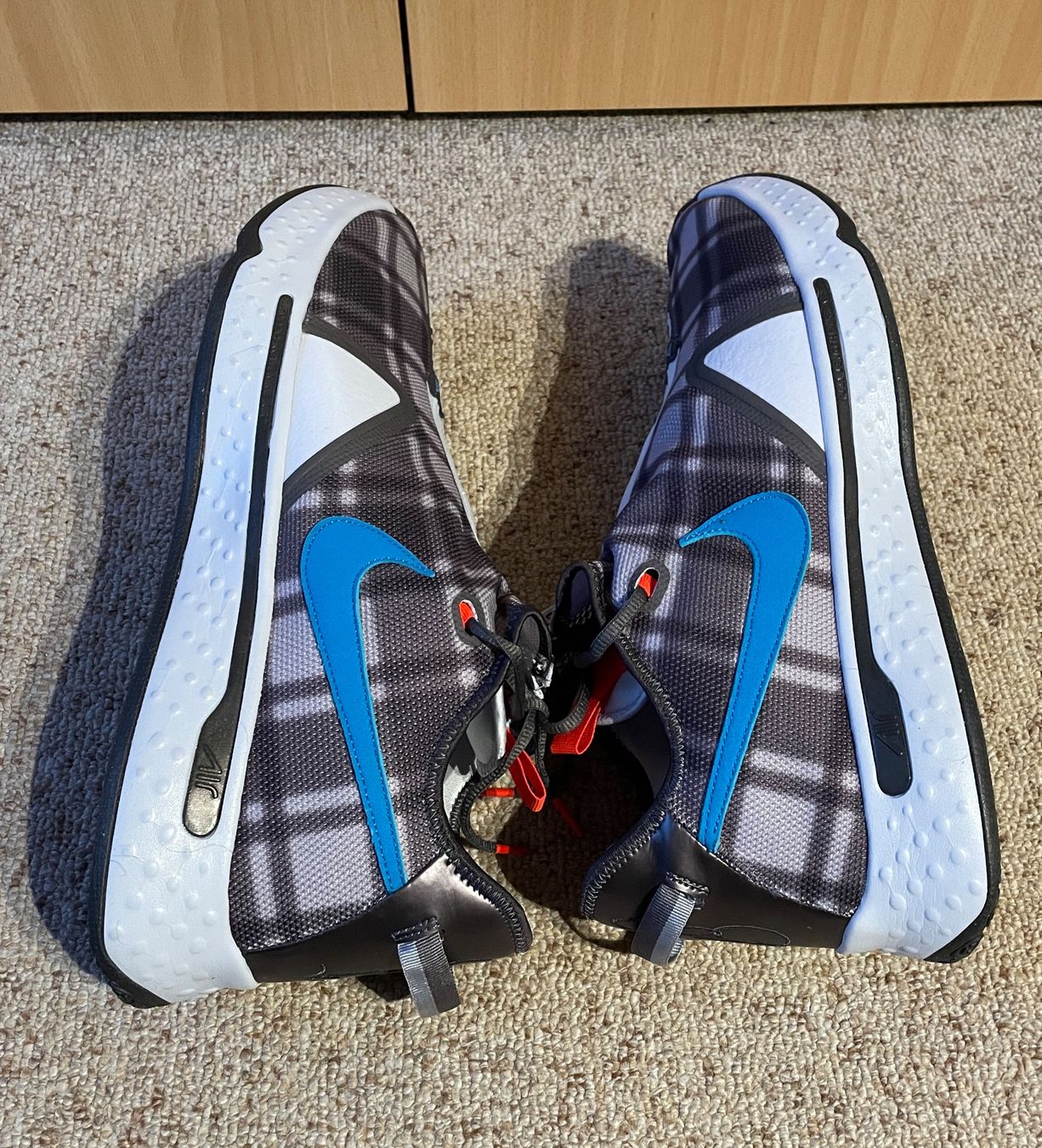 Nike Scarpe da uomo: NIKE PG4 Plaid, Grösse 52.5/18, NEU – Nuovo e nell'imballaggio originale da Gümligen venduto da soleil149 4