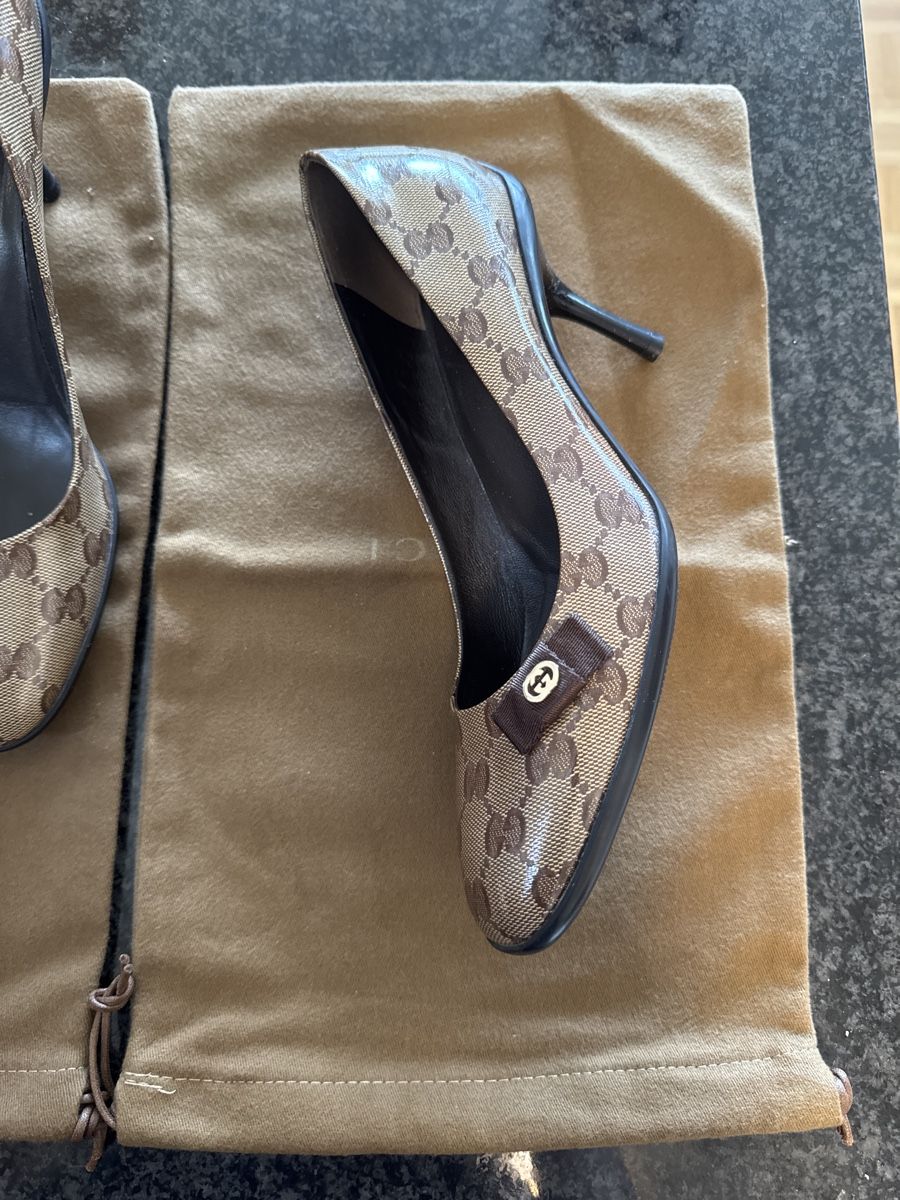 Gucci Damenschuhe: Gucci Escarpins, Taille 38.5, Élégance Intemporelle! 50 – Neu (gemäss Beschreibung) aus Küssnacht am Rigi von anv_hjl5 2