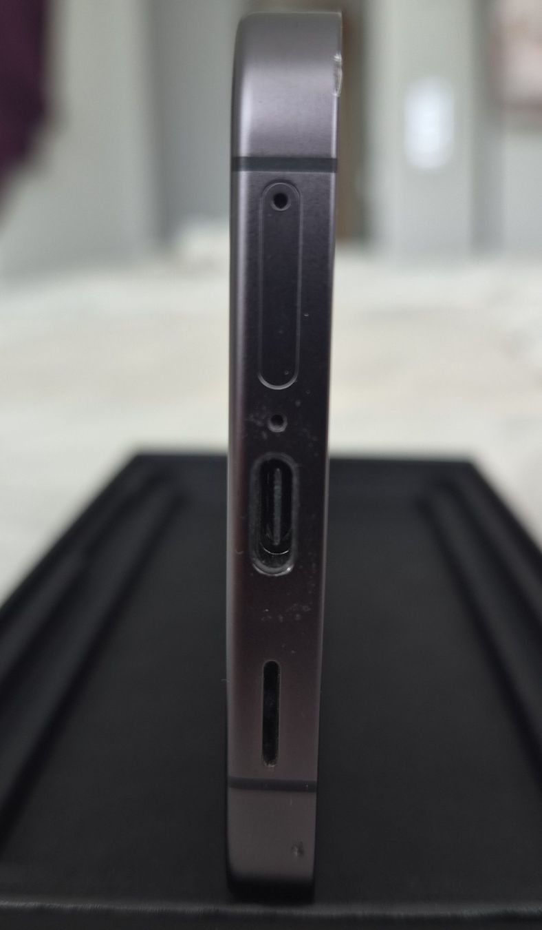 Samsung Telefoni cellulari / Smartphones: Samsung S24+ – Usato da Dättwil AG venduto da Fope60 4