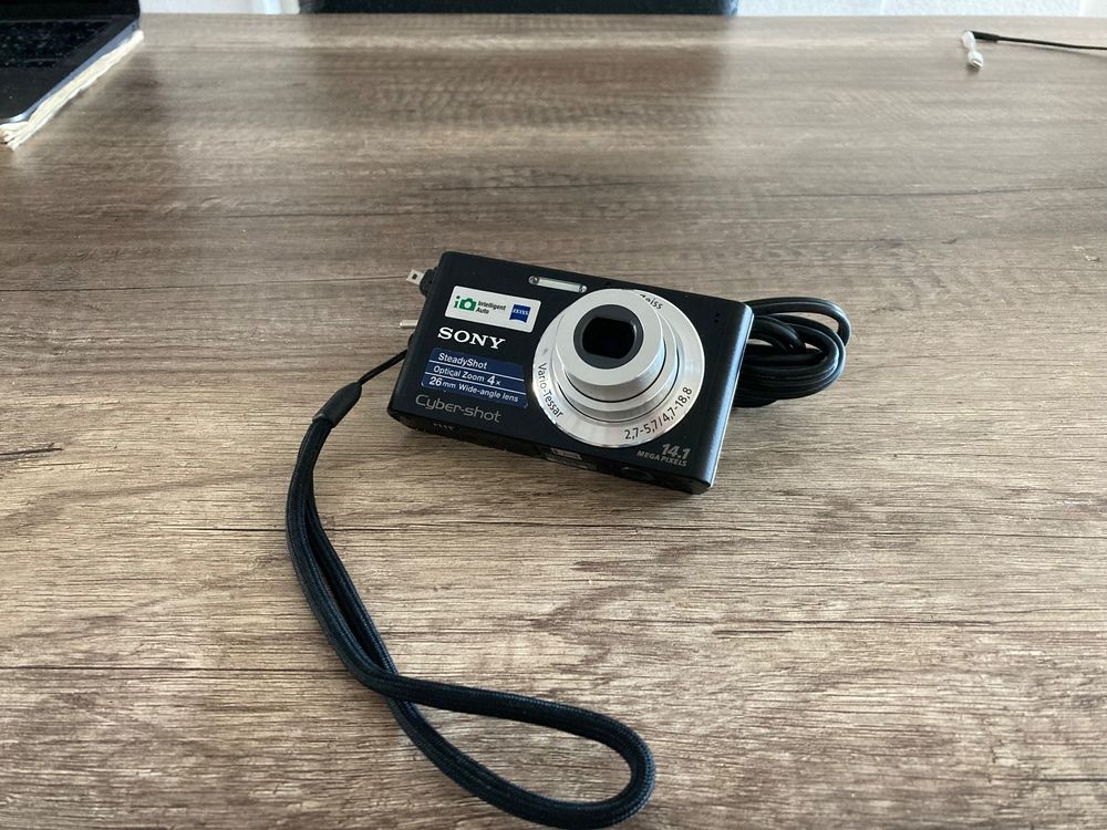 Appareil photo numérique compact SONY DSC-W320 noir