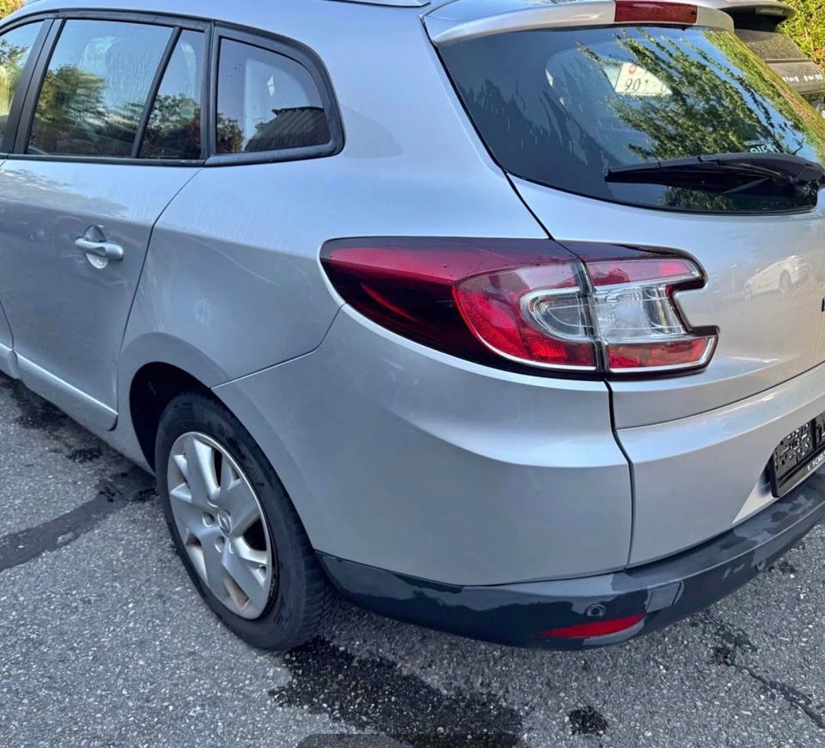 Renault Autos: Renault Megane Break TCe gris avec défauts techniques – Gebraucht aus Brügg BE von boc_8nxx 1