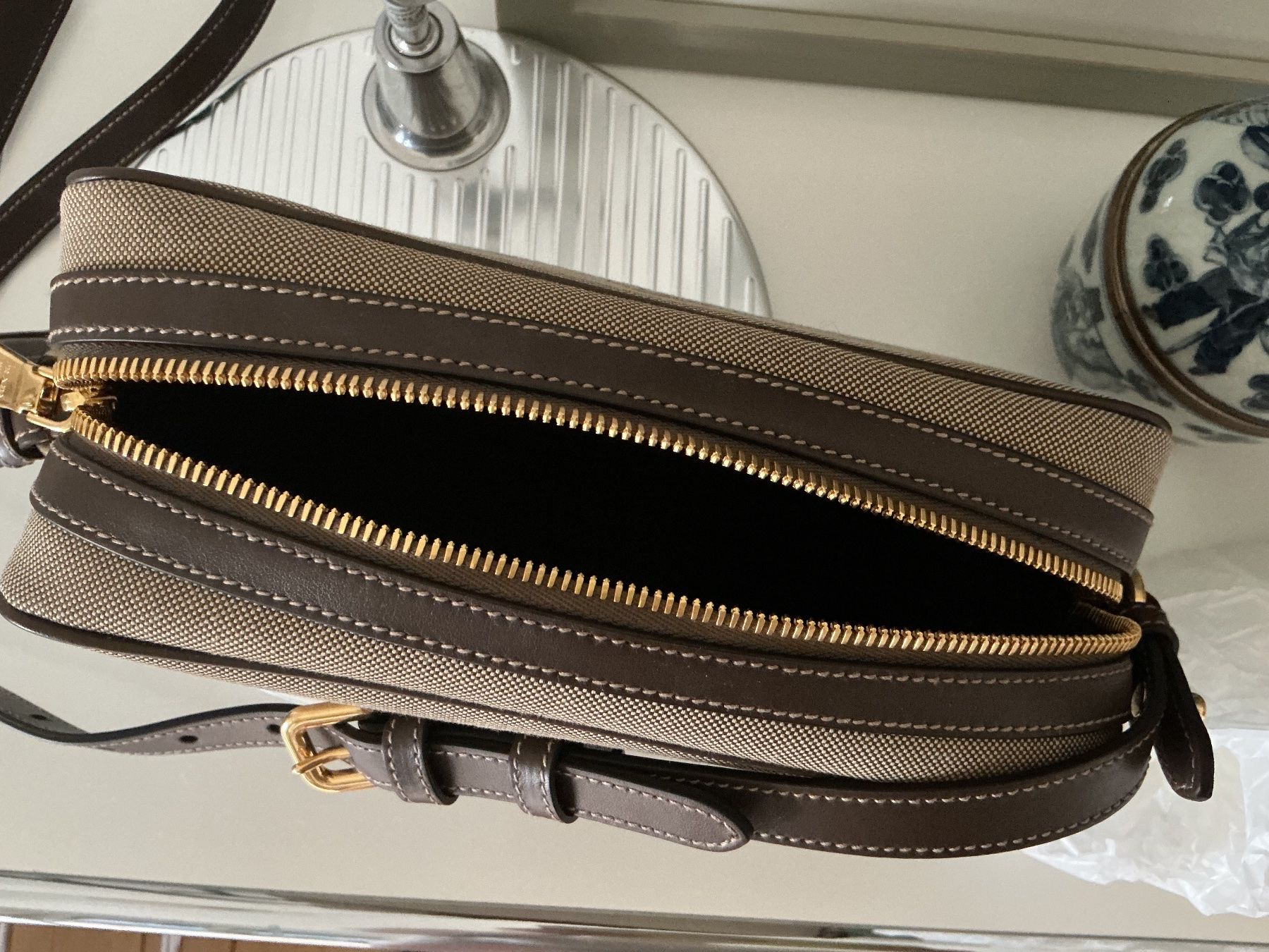 Prada Taschen für Damen: Prada Tasche Ungetragen – Neu (gemäss Beschreibung) aus Zürich von ves_w6wl 3