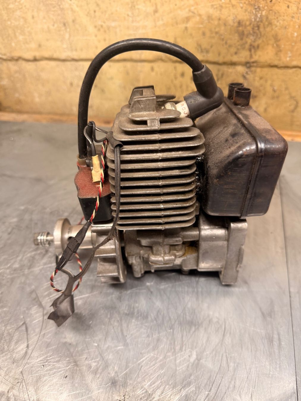 Motori: Modellflugzeugmotor Benziner – Difettoso da Olten venduto da yan_5zy2 3