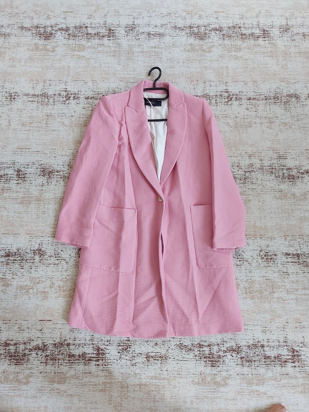 Zara Manteaux: Zara mantel kurz M rosa – D'occasion à Rüthi (Rheintal) par Boschacat