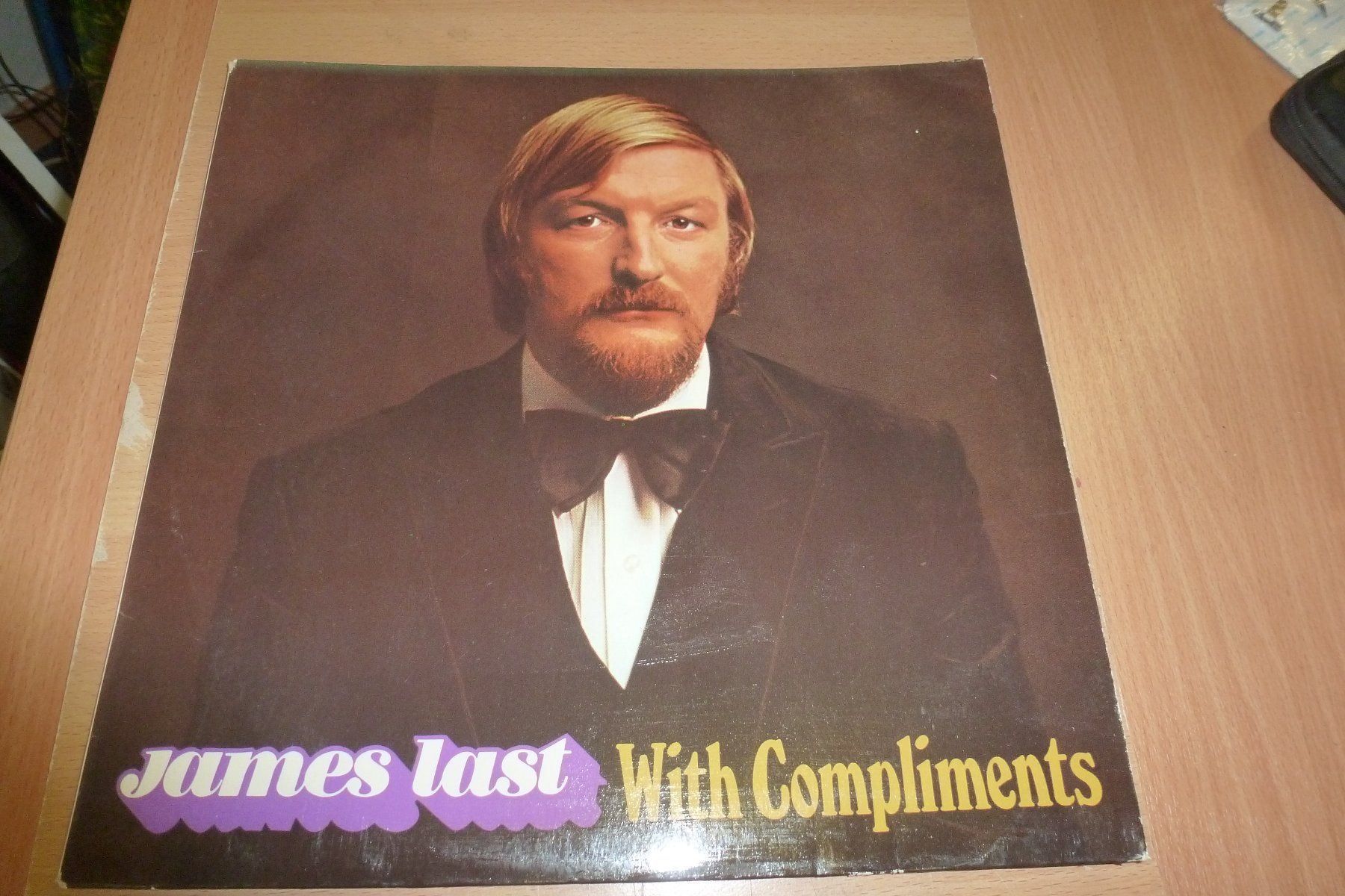 Vinyles: James Last ** With Compliments ** – D'occasion à Emmen par newdeal1970