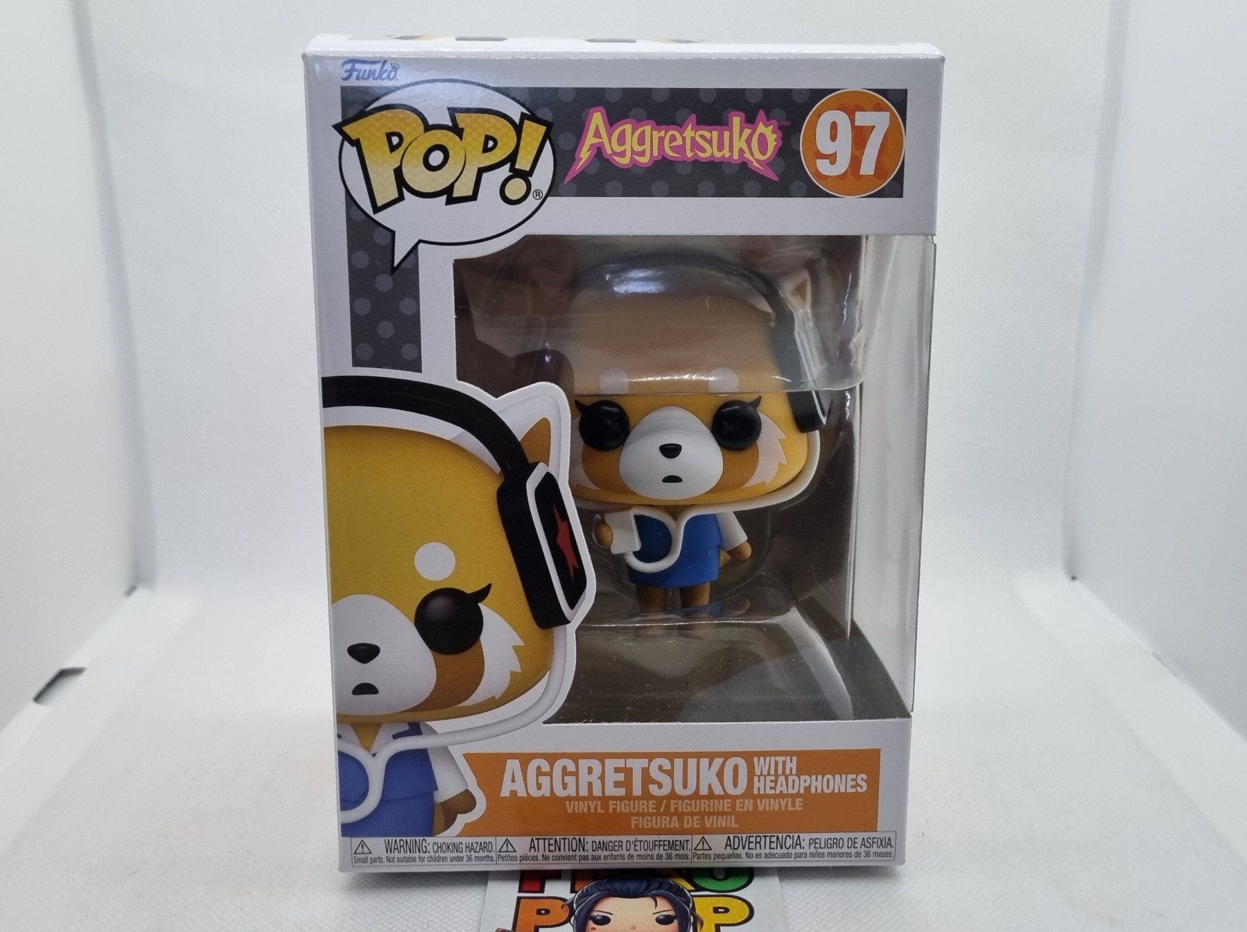 Funko Statuette: Funko POP! Aggretsuko - Aggretsuko with headphones – Nuovo (secondo la descrizione) da Vernayaz venduto da fnkochase