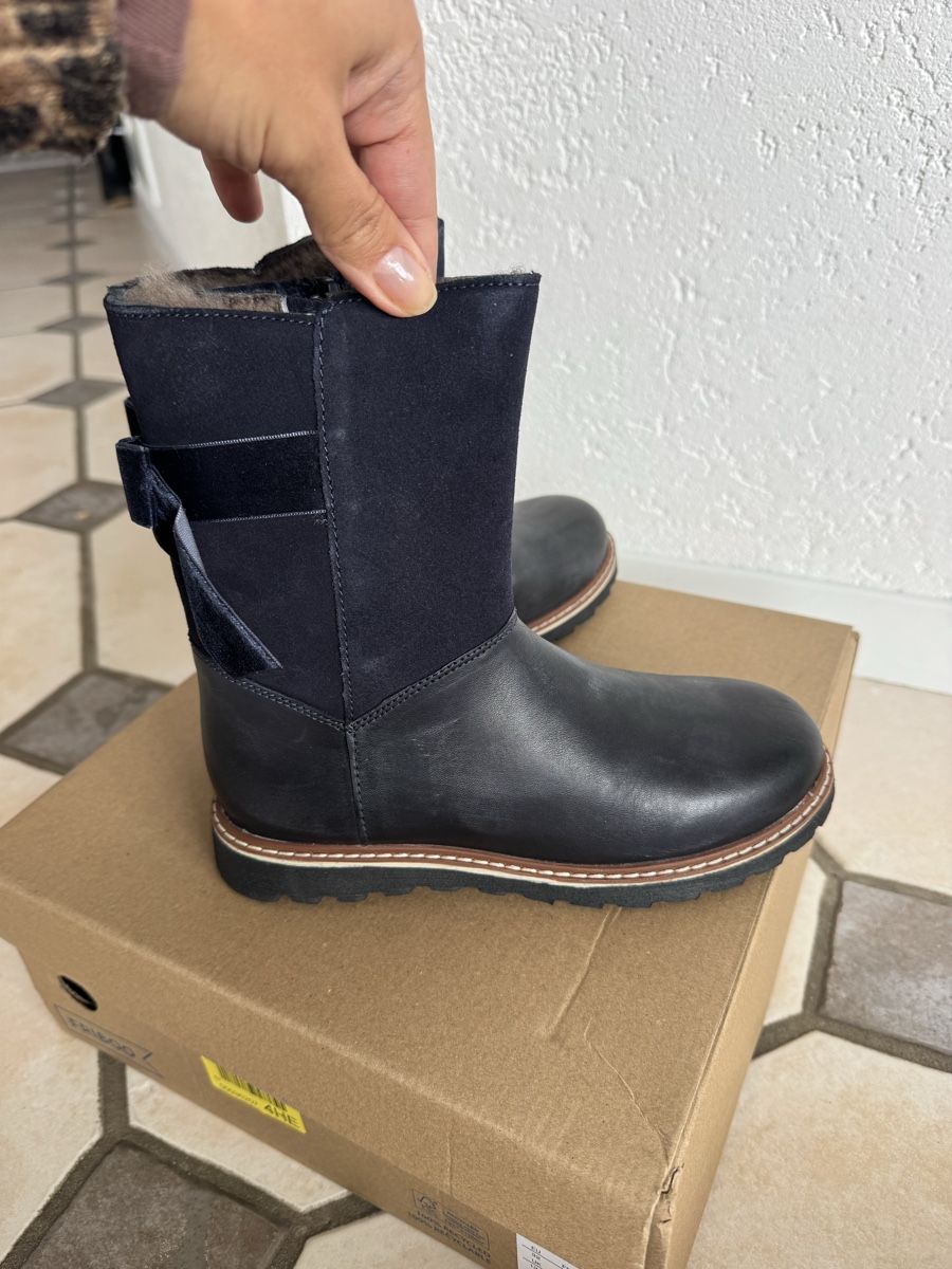 Friboo Scarpe per ragazze: Friboo winter boots size 32 New – Nuovo e nell'imballaggio originale da Blonay venduto da art_7f87 1